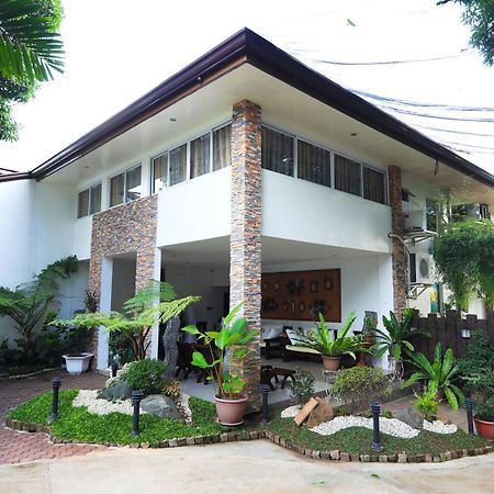 Luljetta'S Place Garden Suites Antipolo Exterior photo
